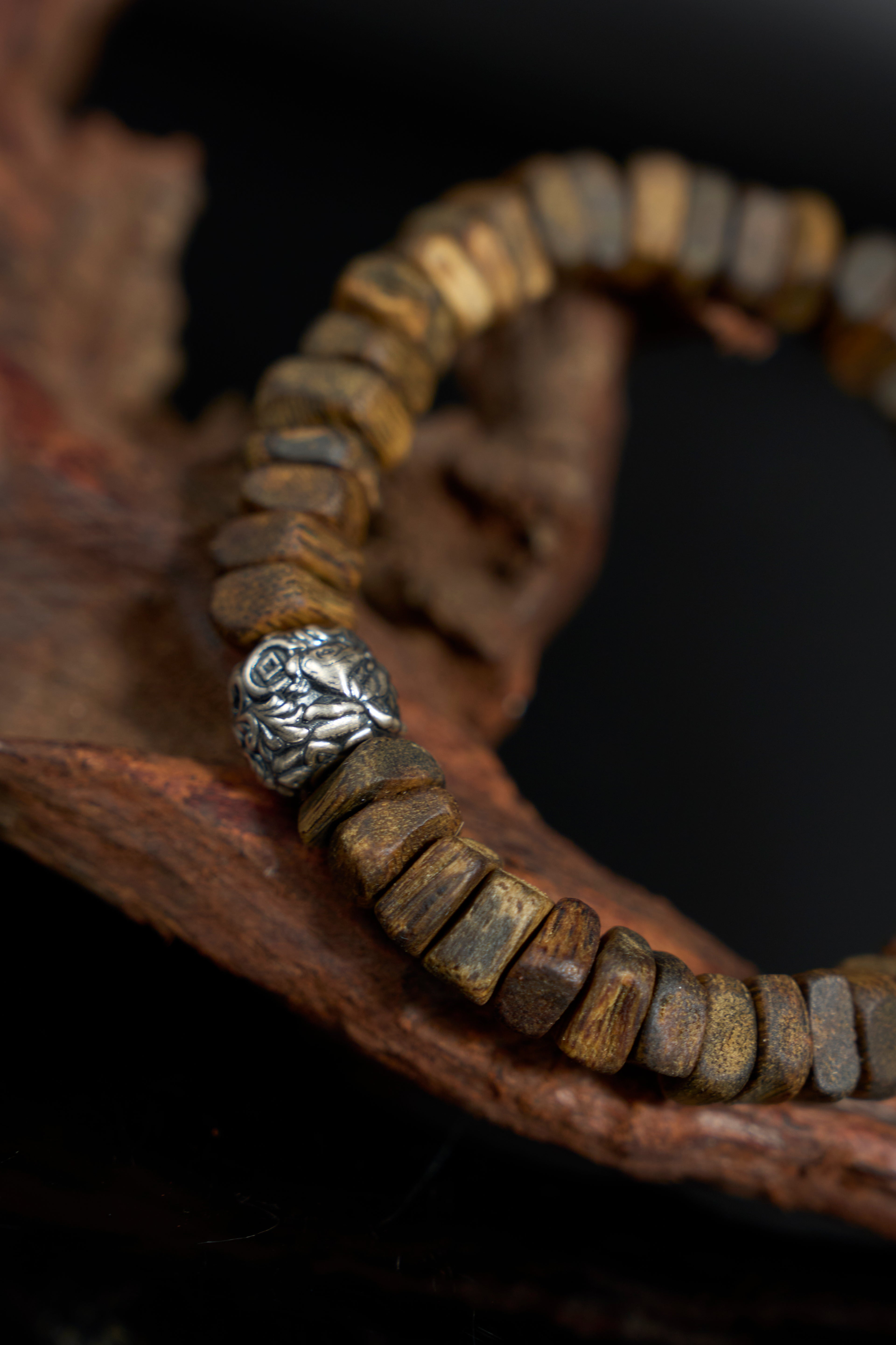 Citrine-Agarwood Bracelet