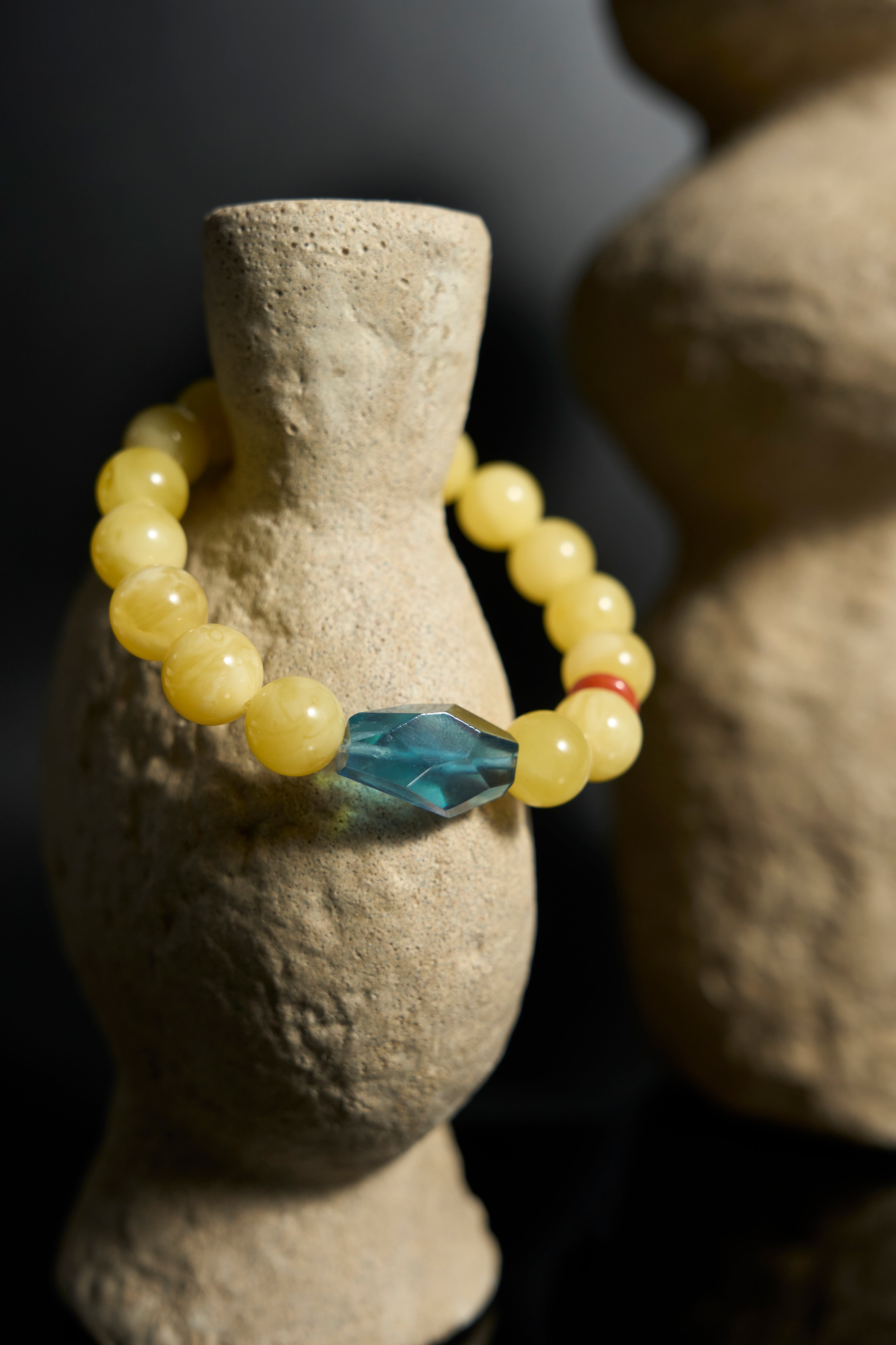 Aquamarine-Red Agate-Amber Braclect